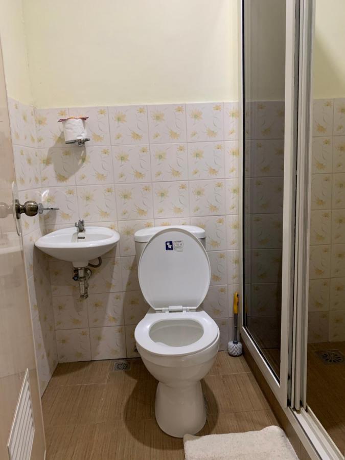 Bungalo 100 m² dengan 2 kamar tidur dan 1 kamar mandi pribadi di Galas Dipolog Bagian luar foto