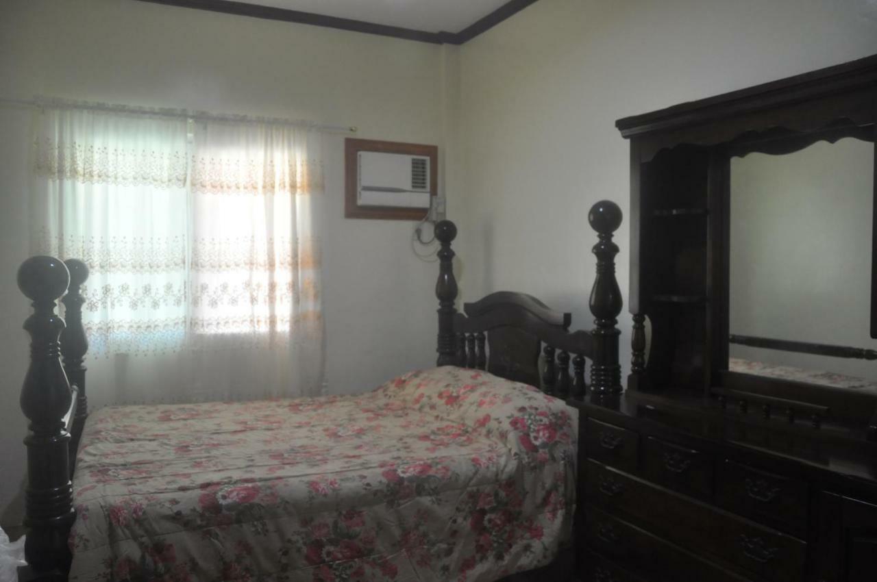 Bungalo 100 m² dengan 2 kamar tidur dan 1 kamar mandi pribadi di Galas Dipolog Bagian luar foto